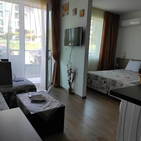 Николова Клара Apartment